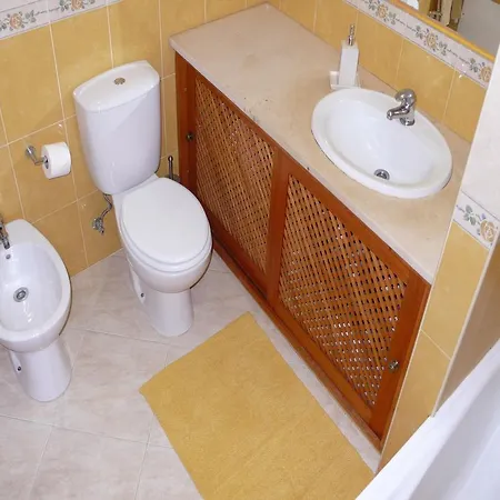 Family Semesterbostad *